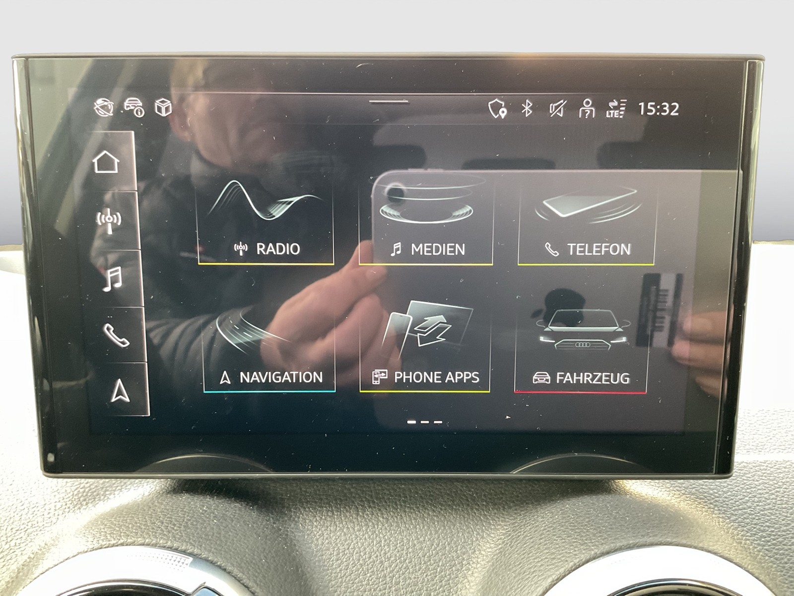 Audi Q2 40 quattro advanced AHK ACC LM19 EKLAPPE NAVI+