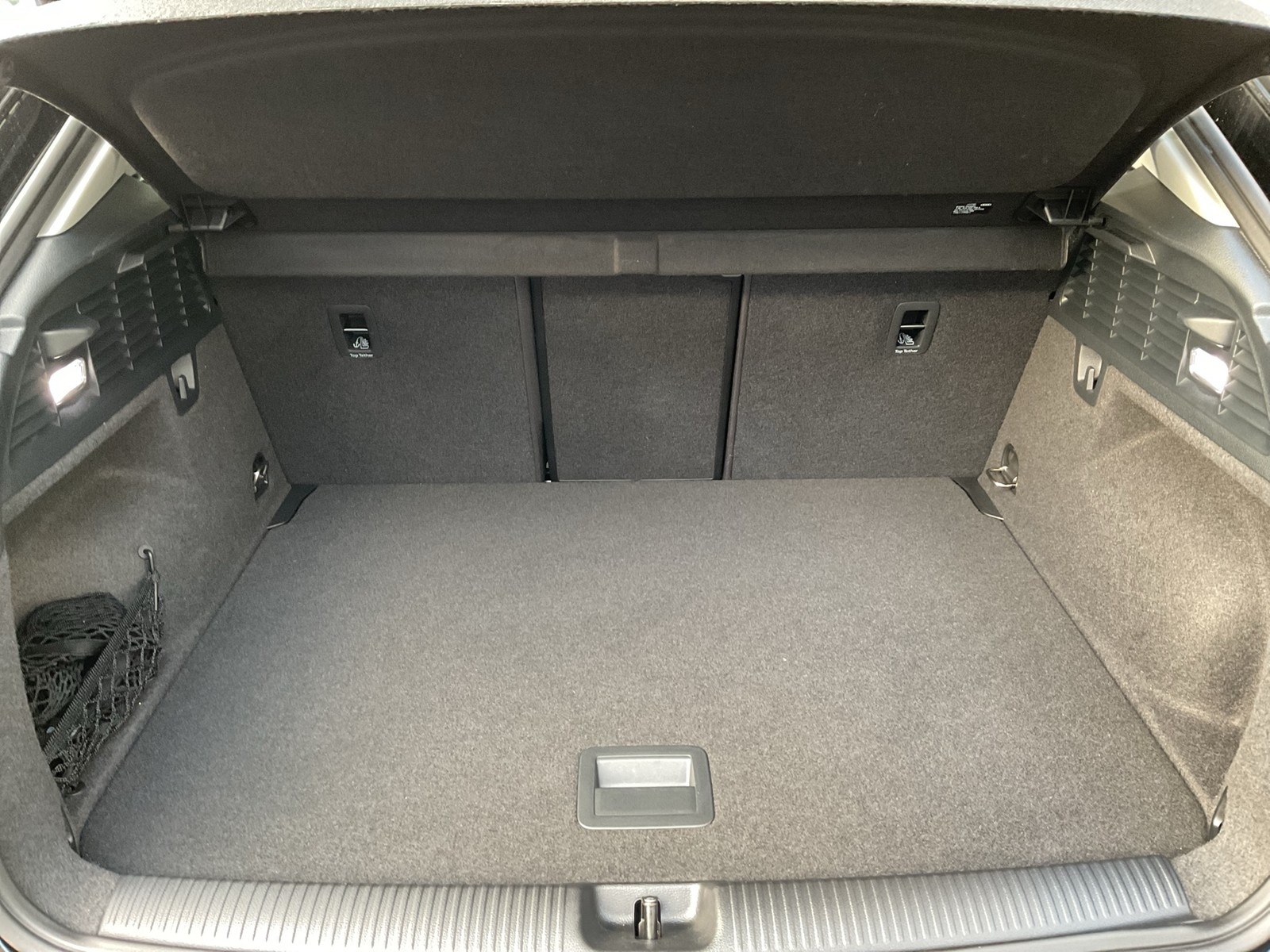 Audi Q2 40 quattro advanced AHK ACC LM19 EKLAPPE NAVI+