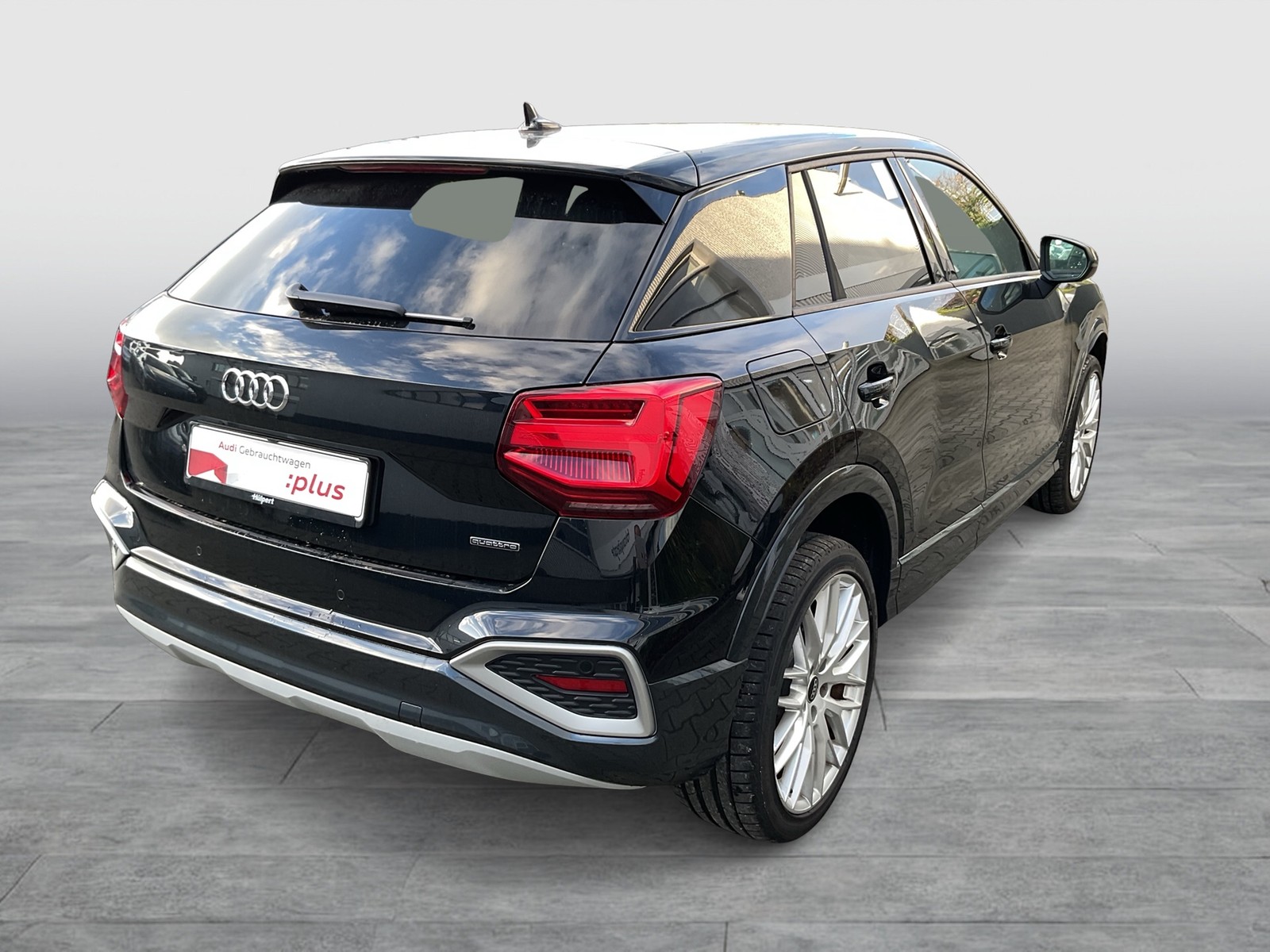 Audi Q2 40 quattro advanced AHK ACC LM19 EKLAPPE NAVI+