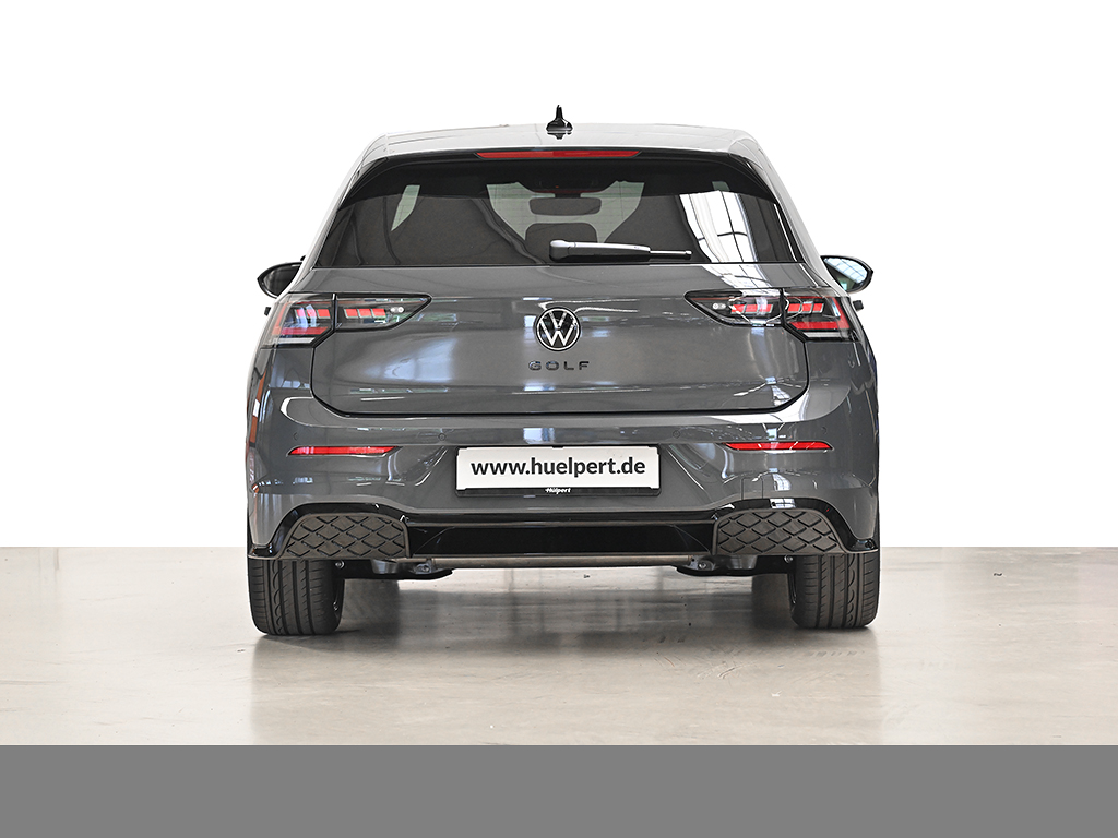 Volkswagen Golf 1.5 R-LINE DSG
