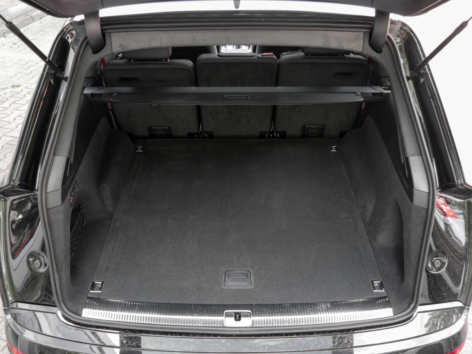Audi SQ7 TFSI quattro tiptronic AHK PANO B&O LM22