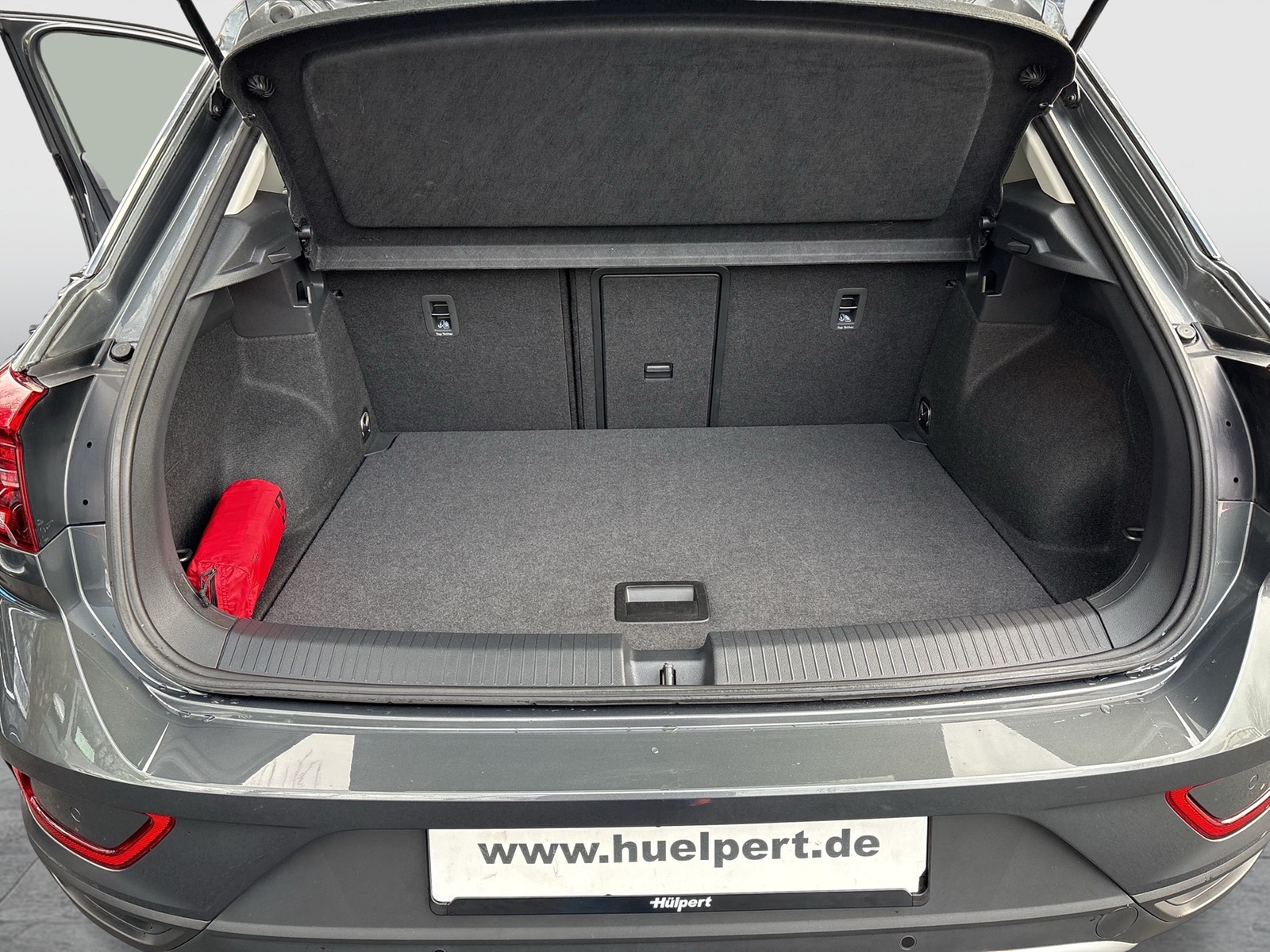 Volkswagen T-Roc 1.0 MOVE AHK KAMERA ALU17 NAVI SITZHEIZUNG