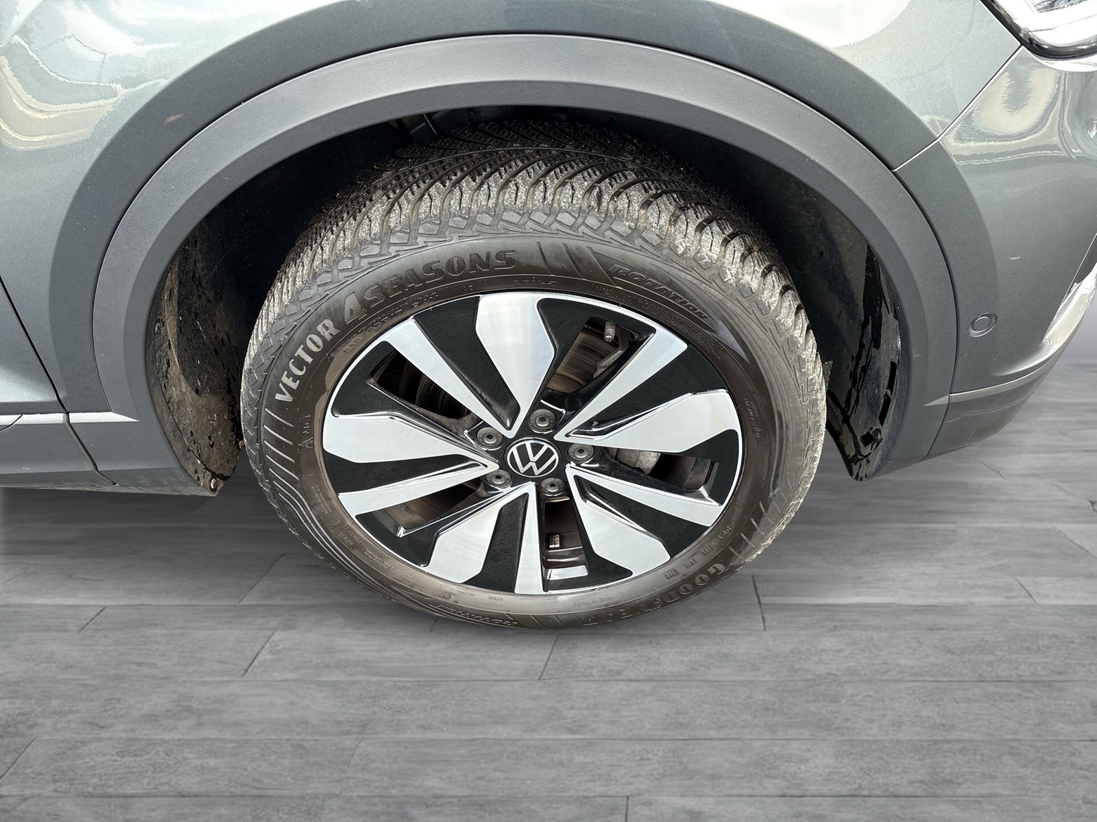 Volkswagen T-Roc 1.0 MOVE AHK KAMERA ALU17 NAVI SITZHEIZUNG