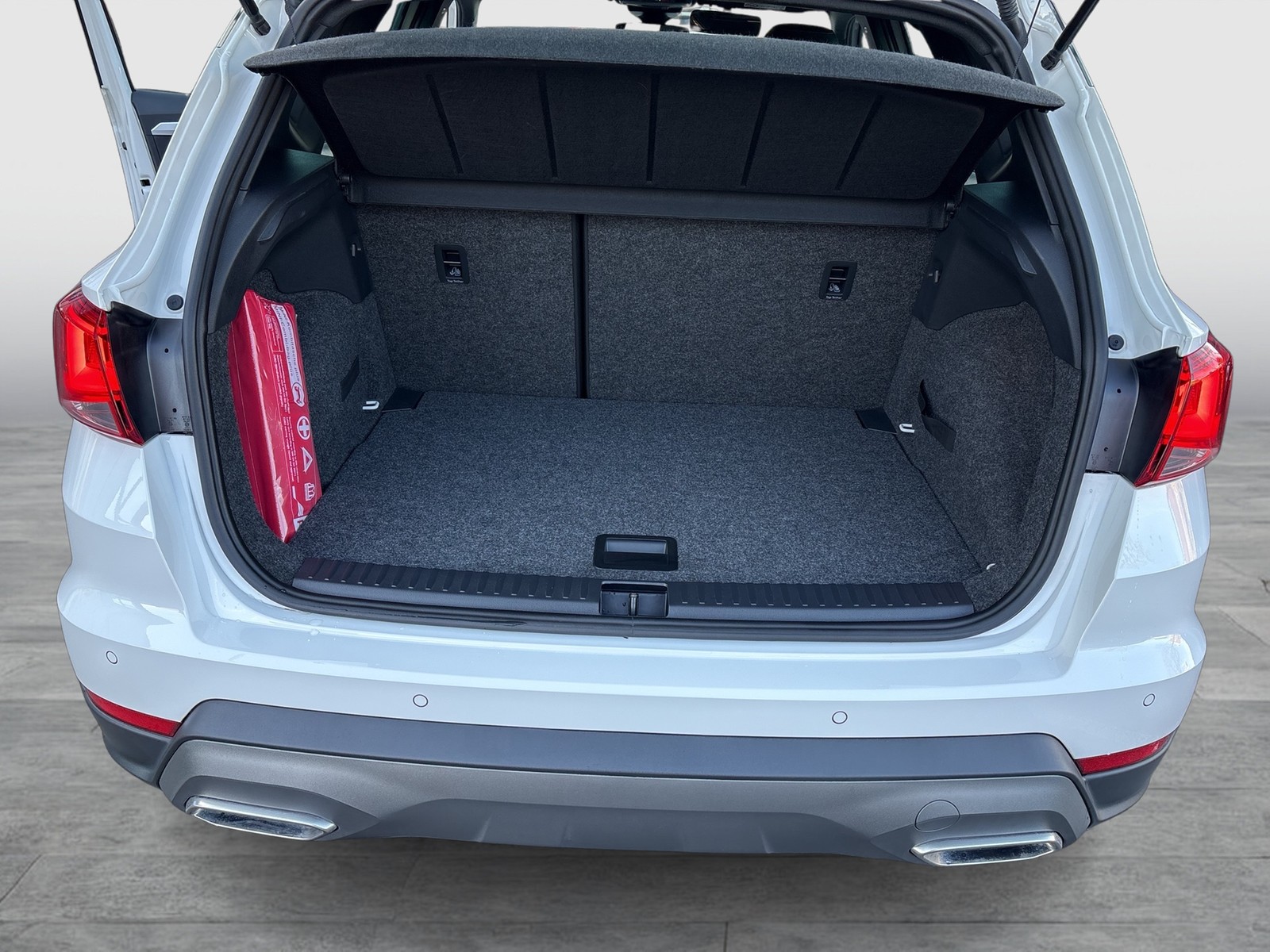 Seat Arona 1.5 FR FAHRSCHULWAGEN AHK KAMERA ACC NAVI