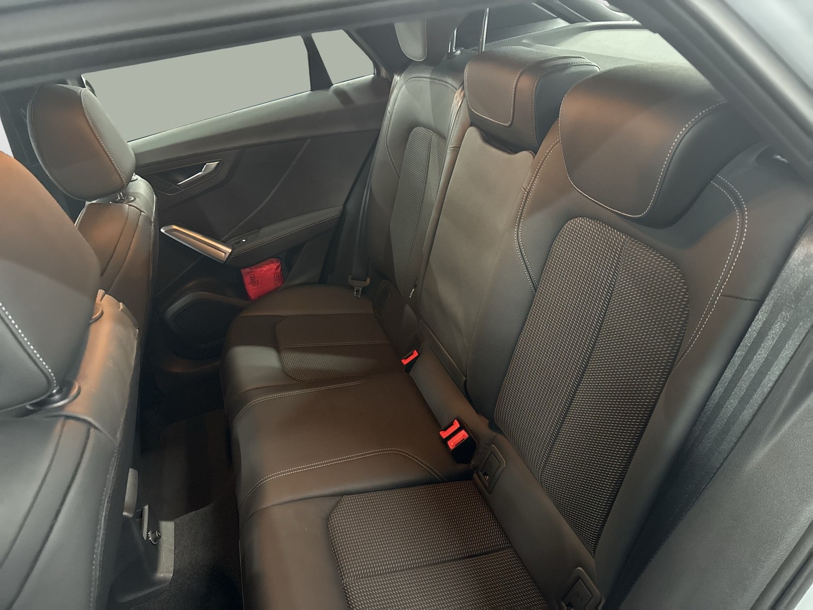 Audi SQ2 quattro BLACKPAK CAM ACC LM19 E-KLAPPE NAVI+