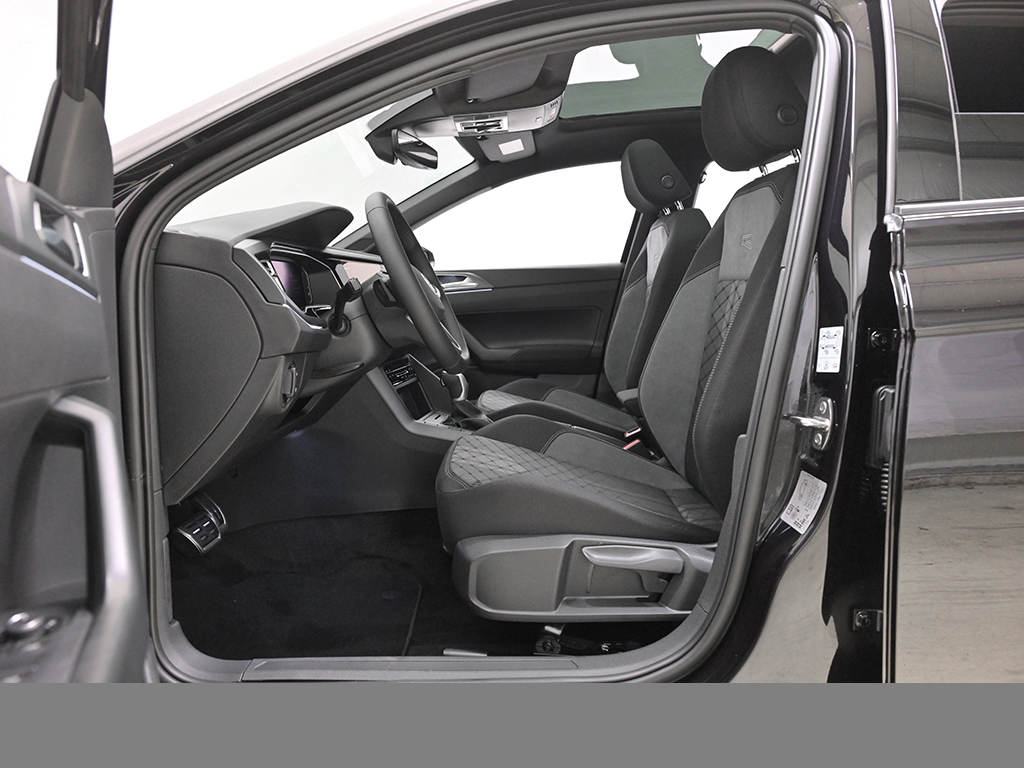 Volkswagen Polo 1.0 R-LINE DSG PANO SPORTPAKET MATRIXLED