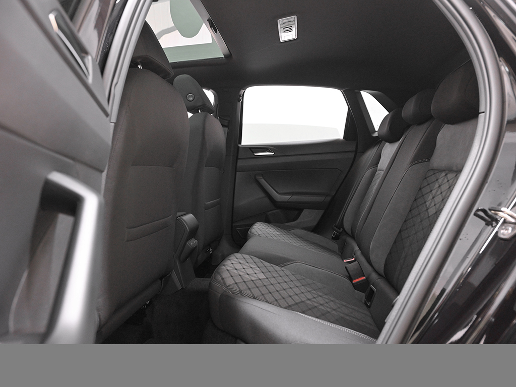 Volkswagen Polo 1.0 R-LINE DSG PANO SPORTPAKET MATRIXLED