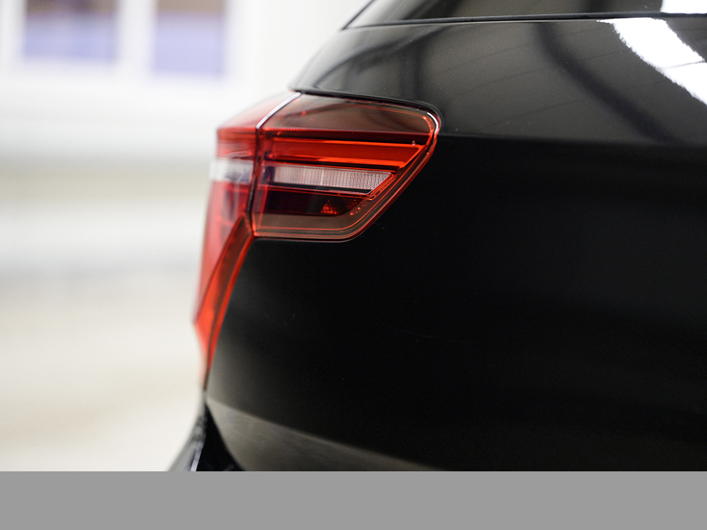 Volkswagen Polo 1.0 R-LINE DSG PANO SPORTPAKET MATRIXLED