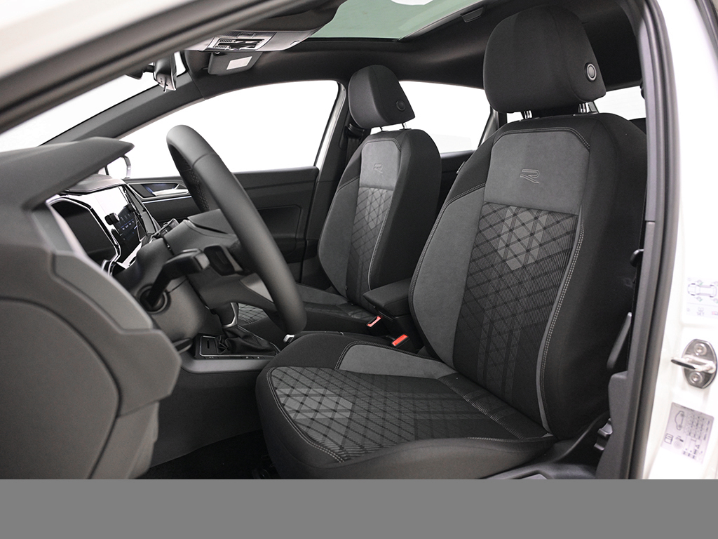 Volkswagen Polo 1.0 R-LINE DSG PANO NAVI MATRIXLED CAM