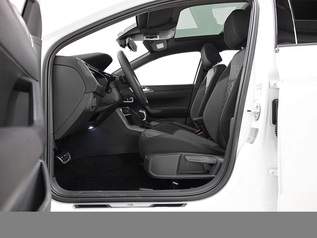 Volkswagen Polo 1.0 R-LINE DSG PANO NAVI MATRIXLED CAM