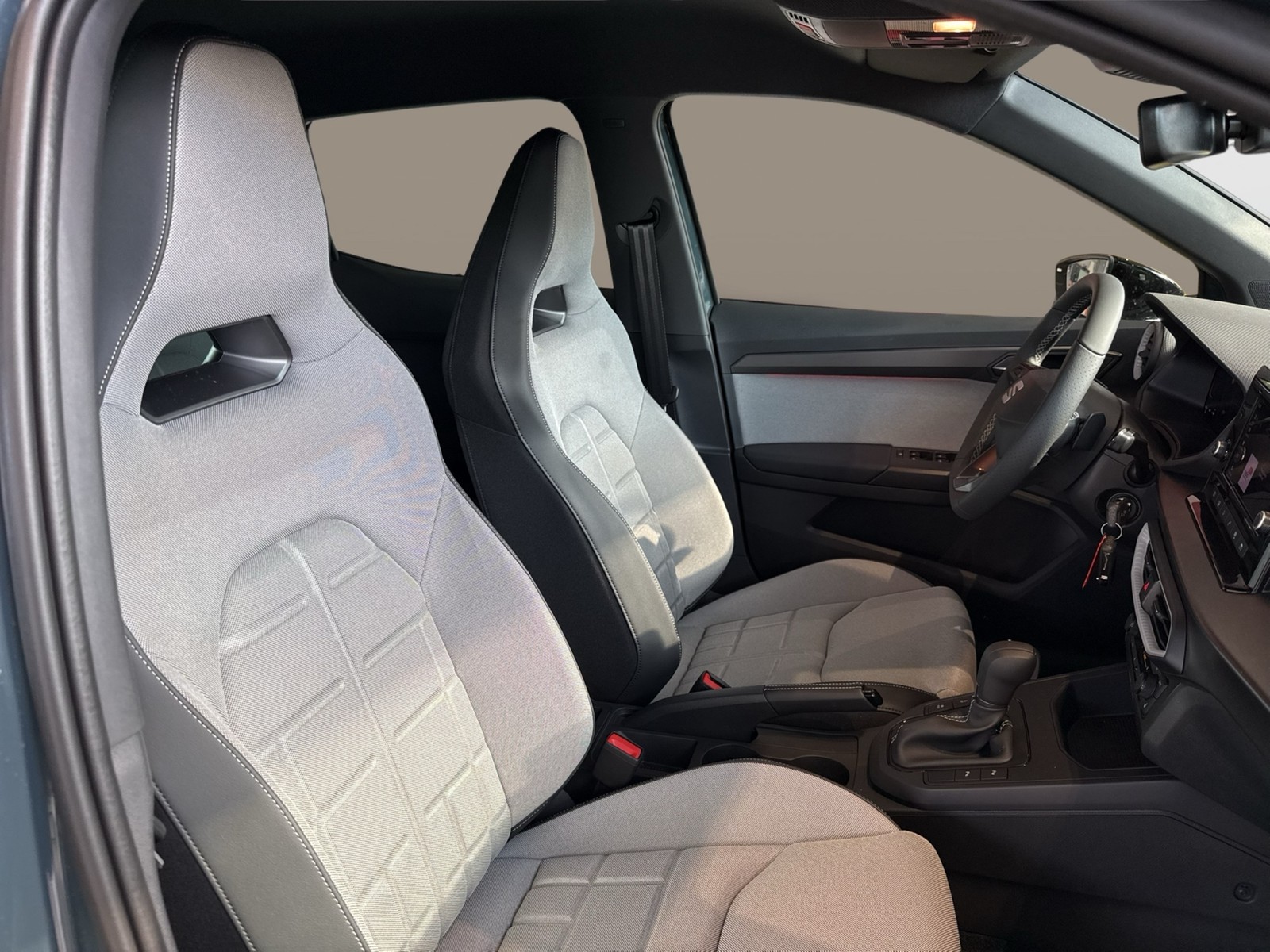 Seat Arona 1.0 FR DSG SITZHZG CAM LED LM16