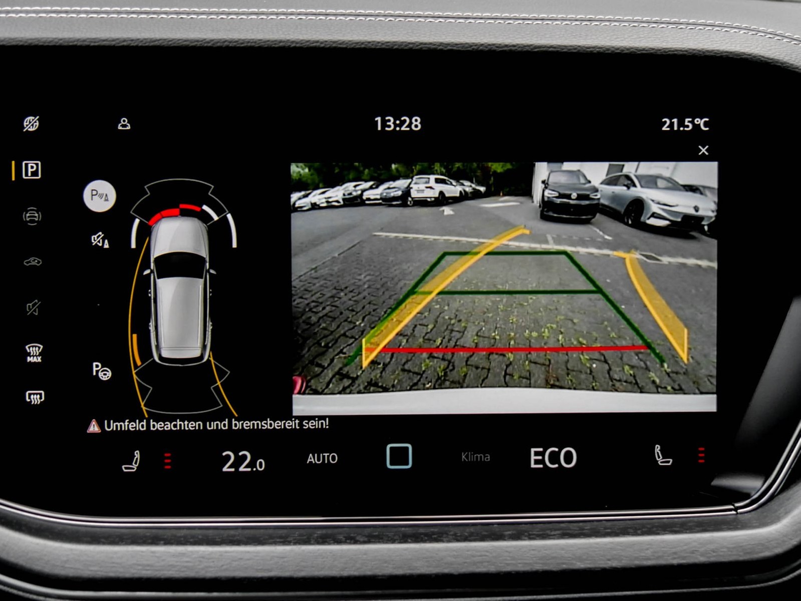 Volkswagen Touareg V6 NEUES MODELL AHK CAM ACC LM19 NAVI