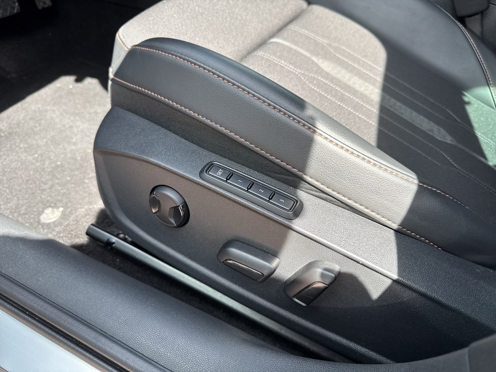 Cupra Formentor 1.5 CAM ACC LM18 MATRIX E-KLAPPE NAVI