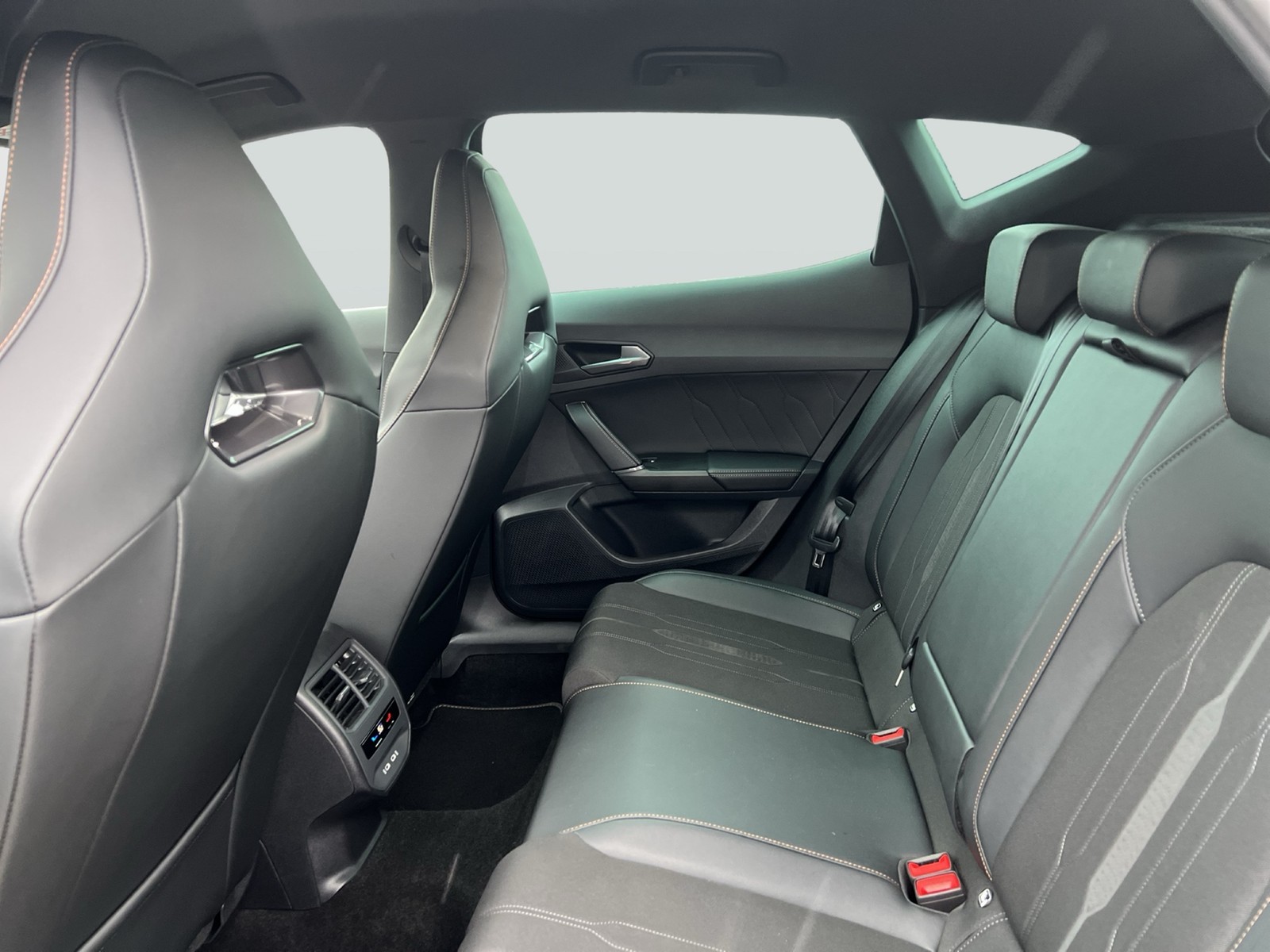 Cupra Formentor 1.5 CAM ACC LM18 MATRIX E-KLAPPE NAVI