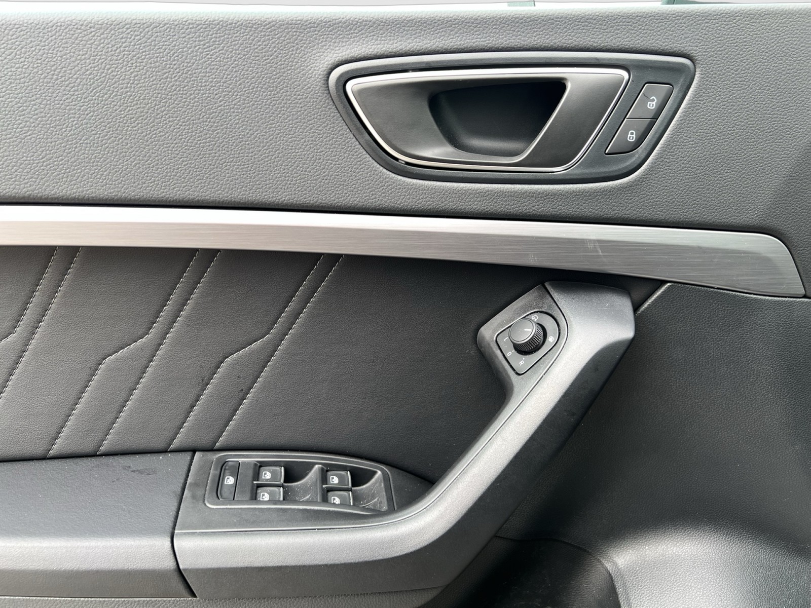 Seat Ateca 1.5 FR 360°CAM LM18 E-KLAPPE NAVI SITZHEIZ