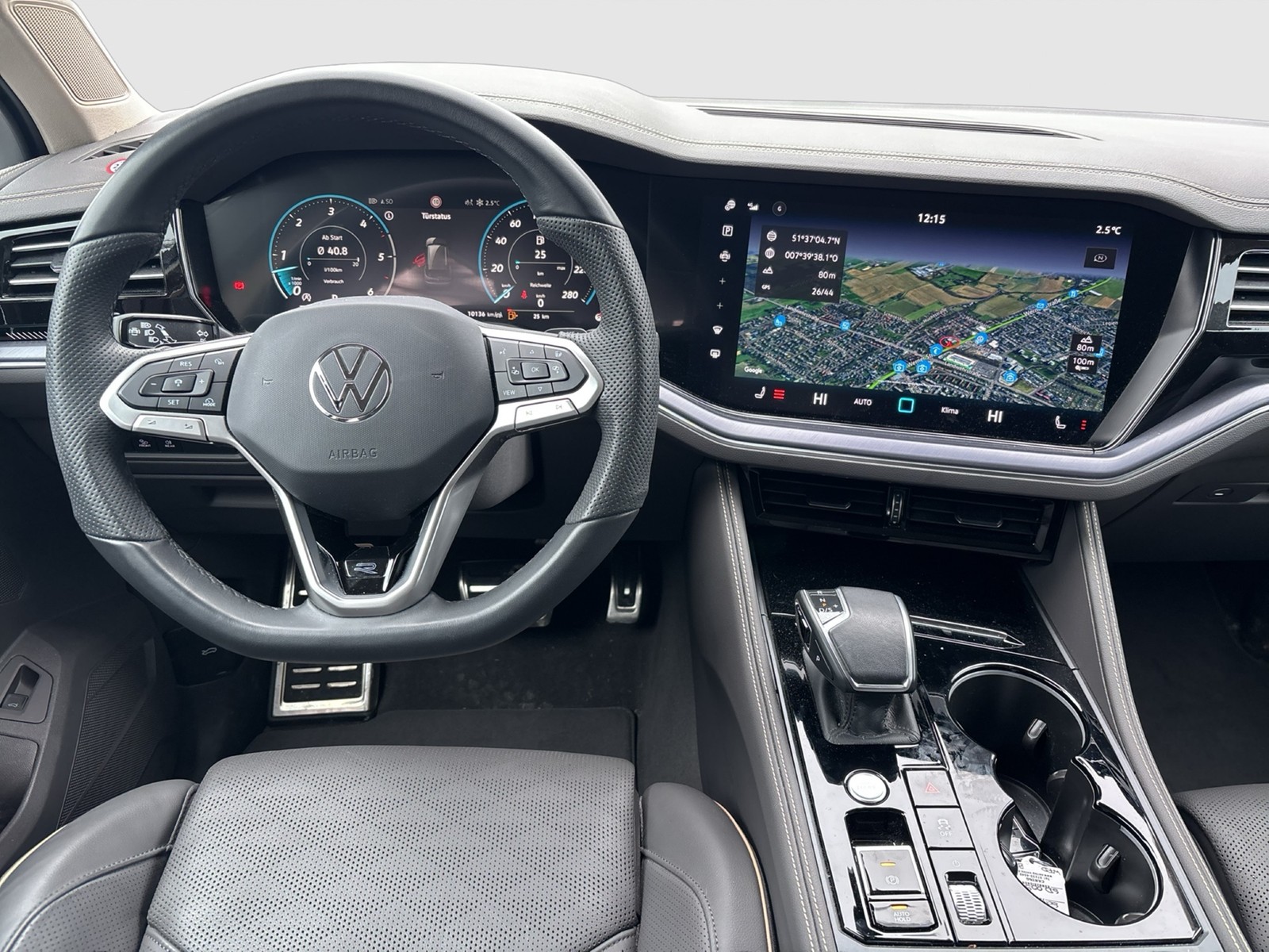 Volkswagen Touareg V6 R-LINE AHK CAM ACC LM20 HDMATRIX NAVI