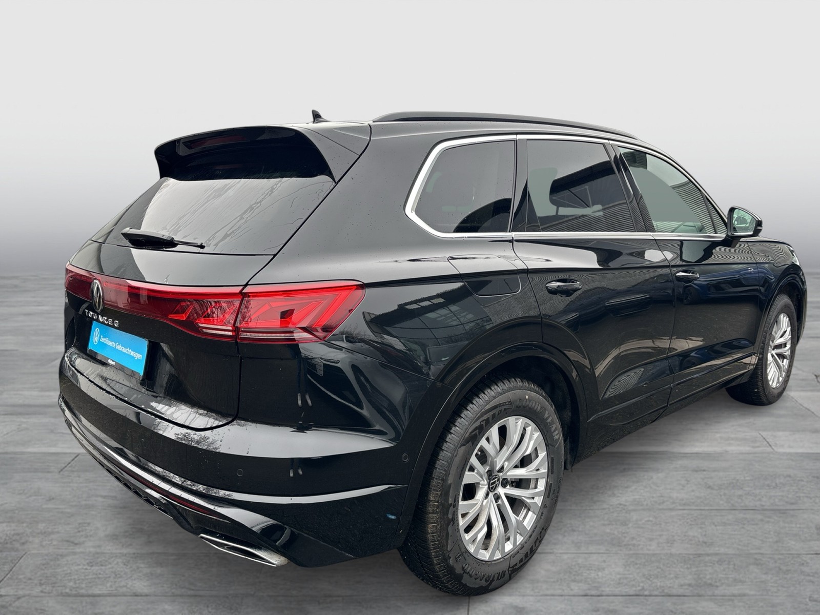 Volkswagen Touareg V6 R-LINE AHK CAM ACC LM20 HDMATRIX NAVI