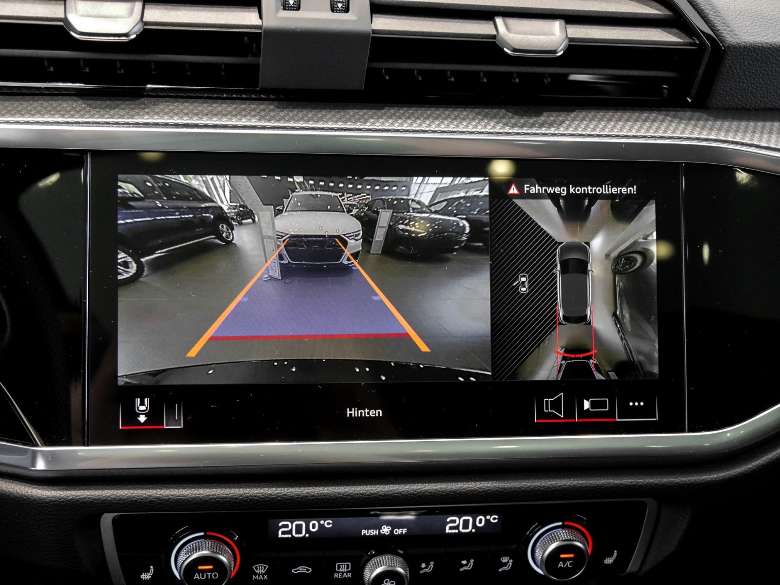 Audi Q3 Sportback 45 quattro S LINE PANO 360°CAM LM20