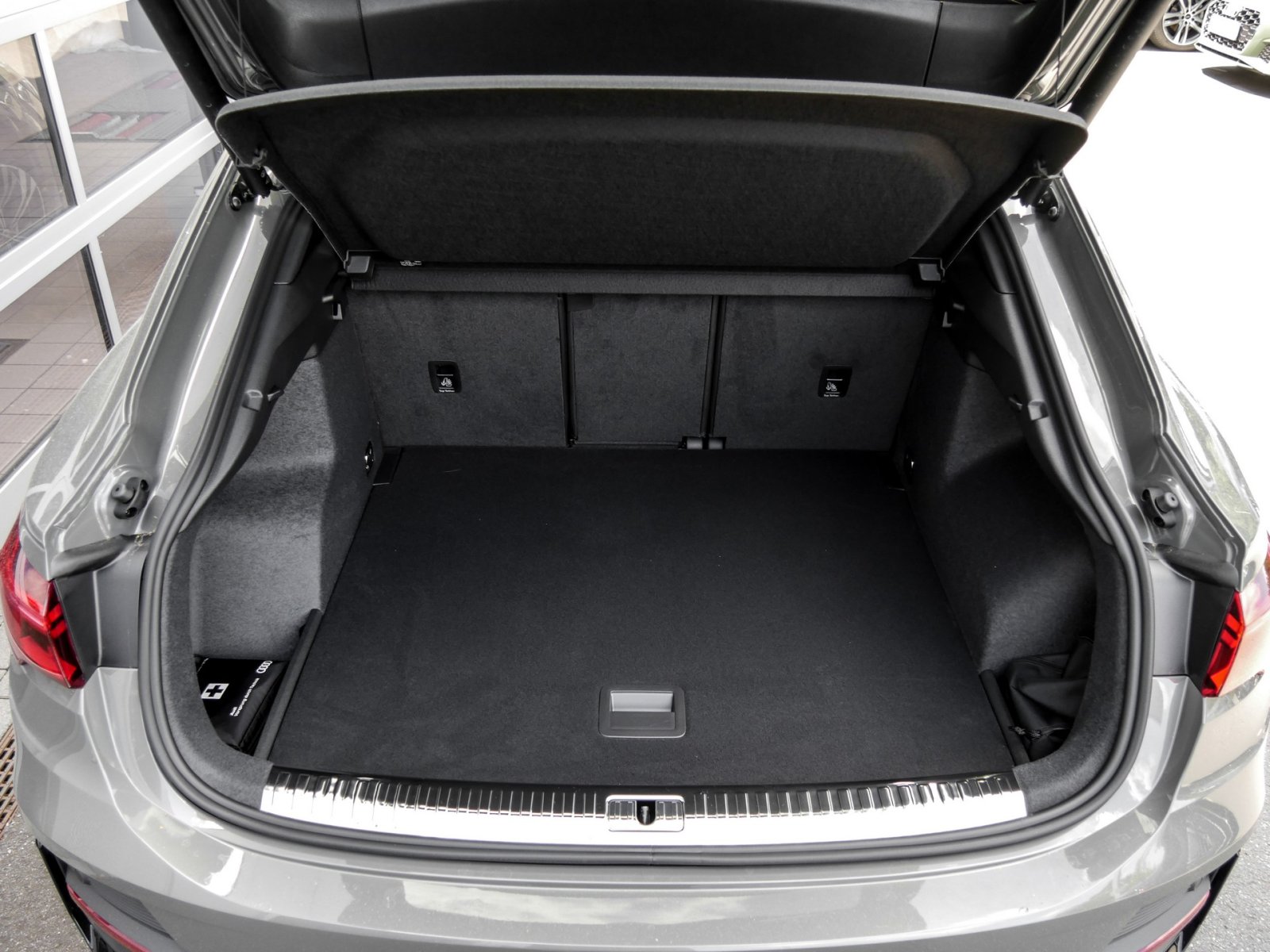 Audi Q3 Sportback 35 S LINE BLACKPAK PANO AHK CAM 20Z