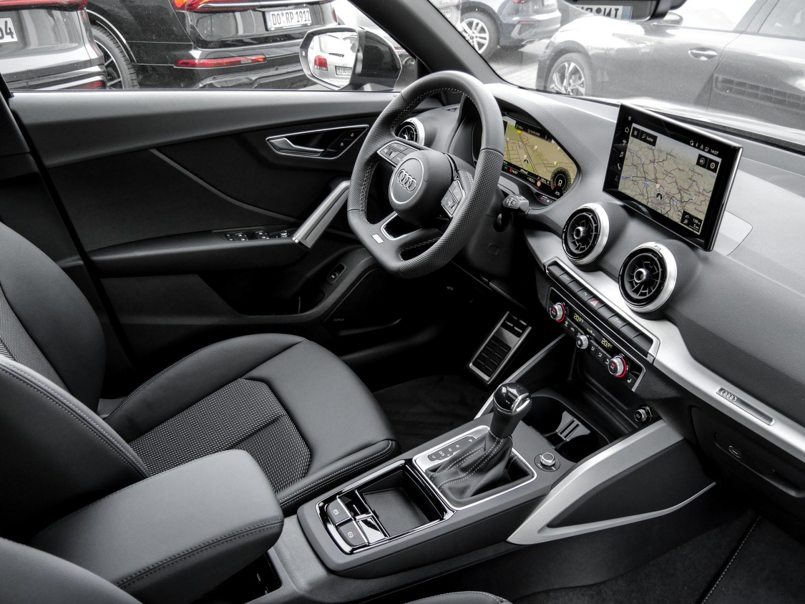 Audi Q2 35 S LINE BLACKPAK PANO AHK CAM LM19 NAVI+