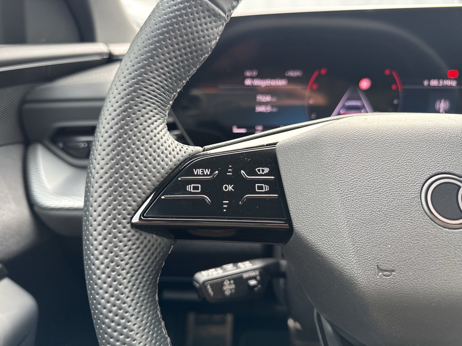 Audi SQ5 quattro B&O AHK 360°CAM ACC LM21 HEAD-UP