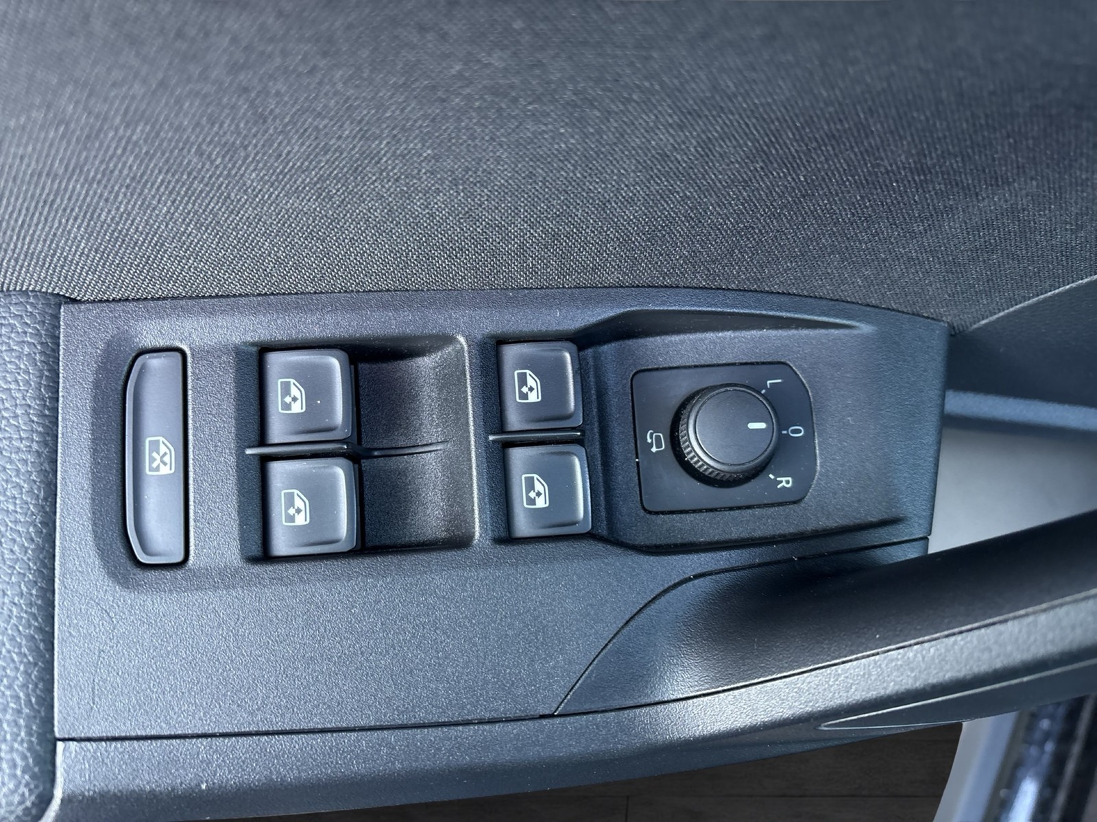 Seat Arona 1.0 FR Beats LM18 NAVI SITZHEIZUNG LED