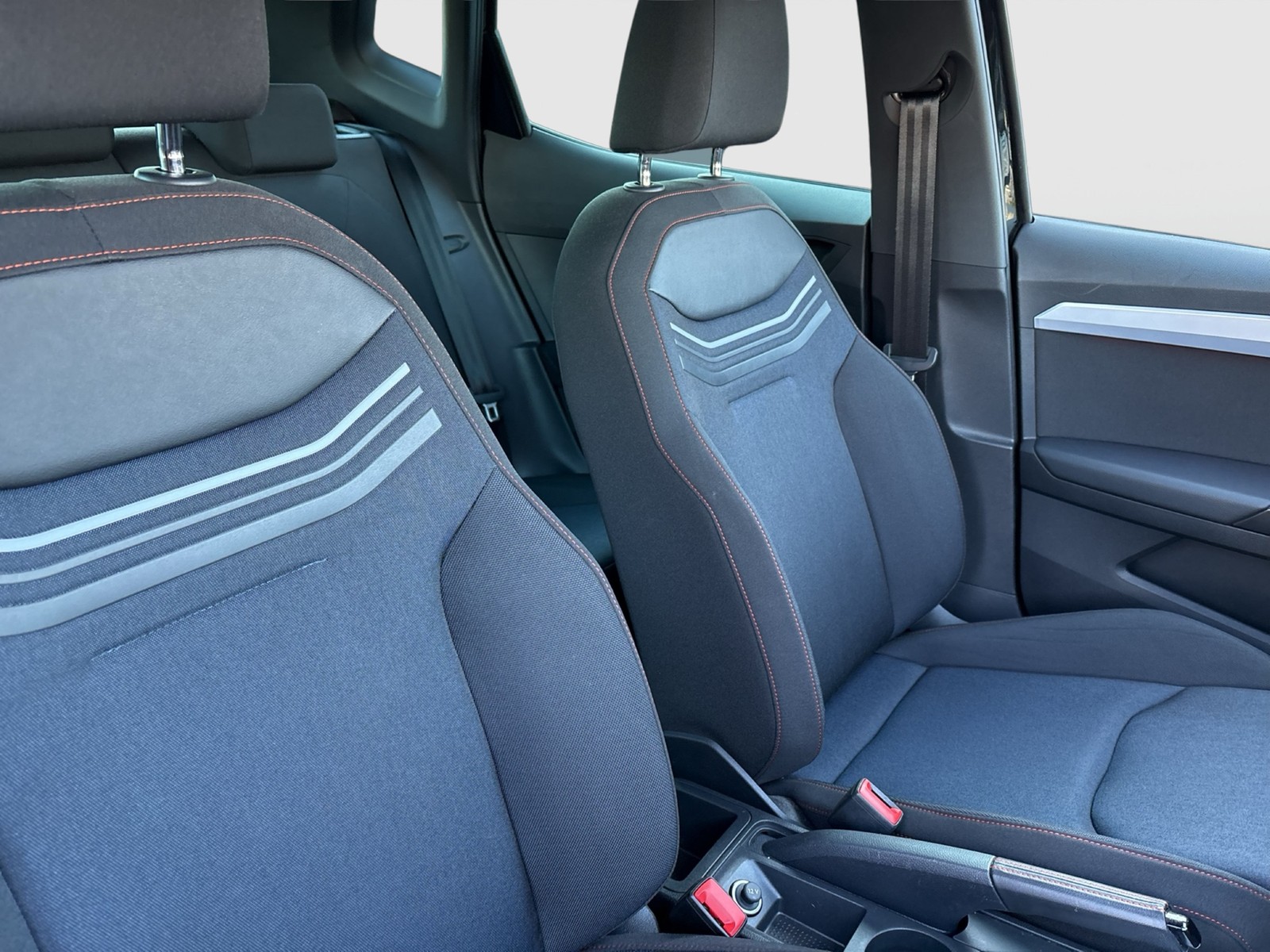 Seat Arona 1.0 FR Beats LM18 NAVI SITZHEIZUNG LED