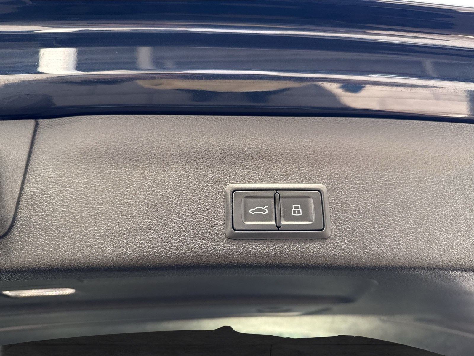 Audi A6 Avant 45 quattro S LINE AHK ACC LM19 HEAD-UP