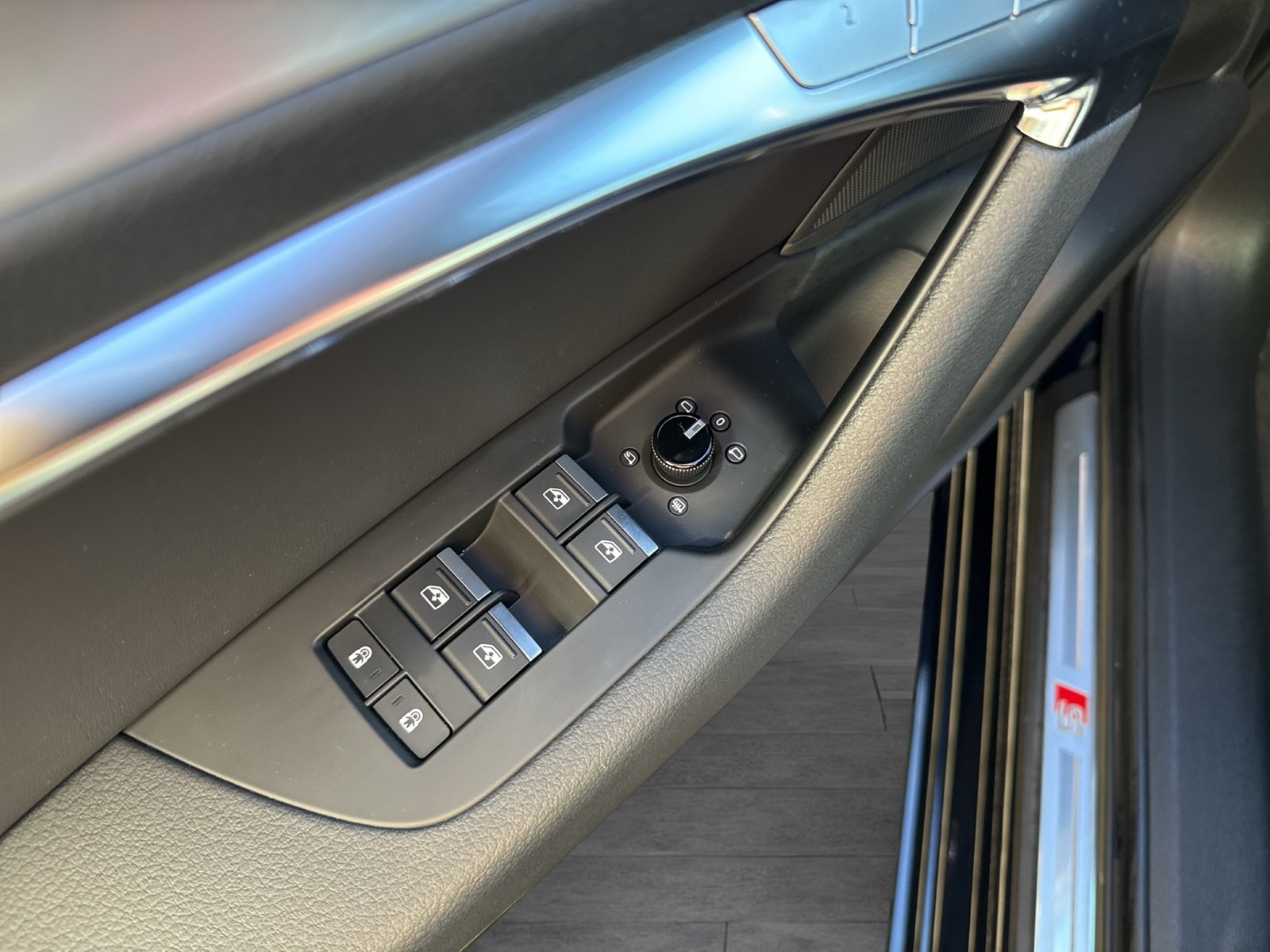 Audi A6 Avant 45 quattro S LINE AHK ACC LM19 HEAD-UP