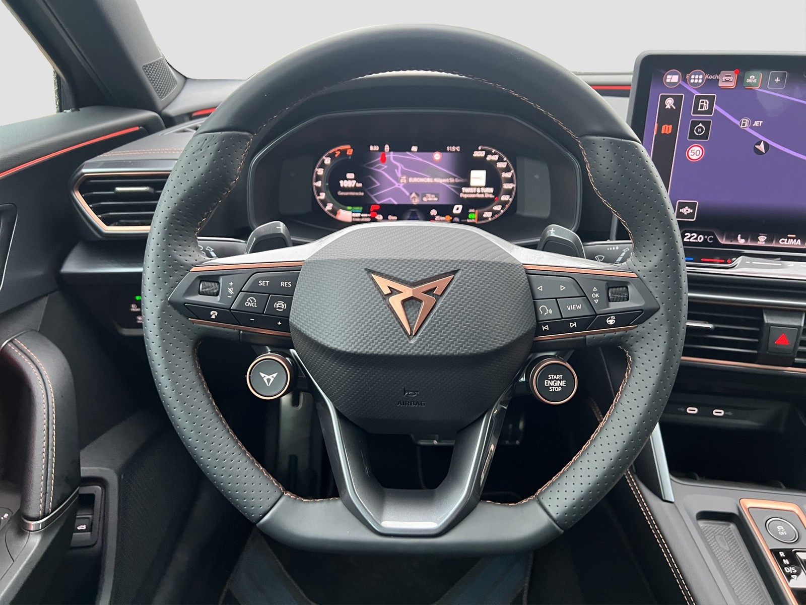 Cupra Formentor 1.5 HYBRID VZ NEUESMODELL CAM ACC LM19