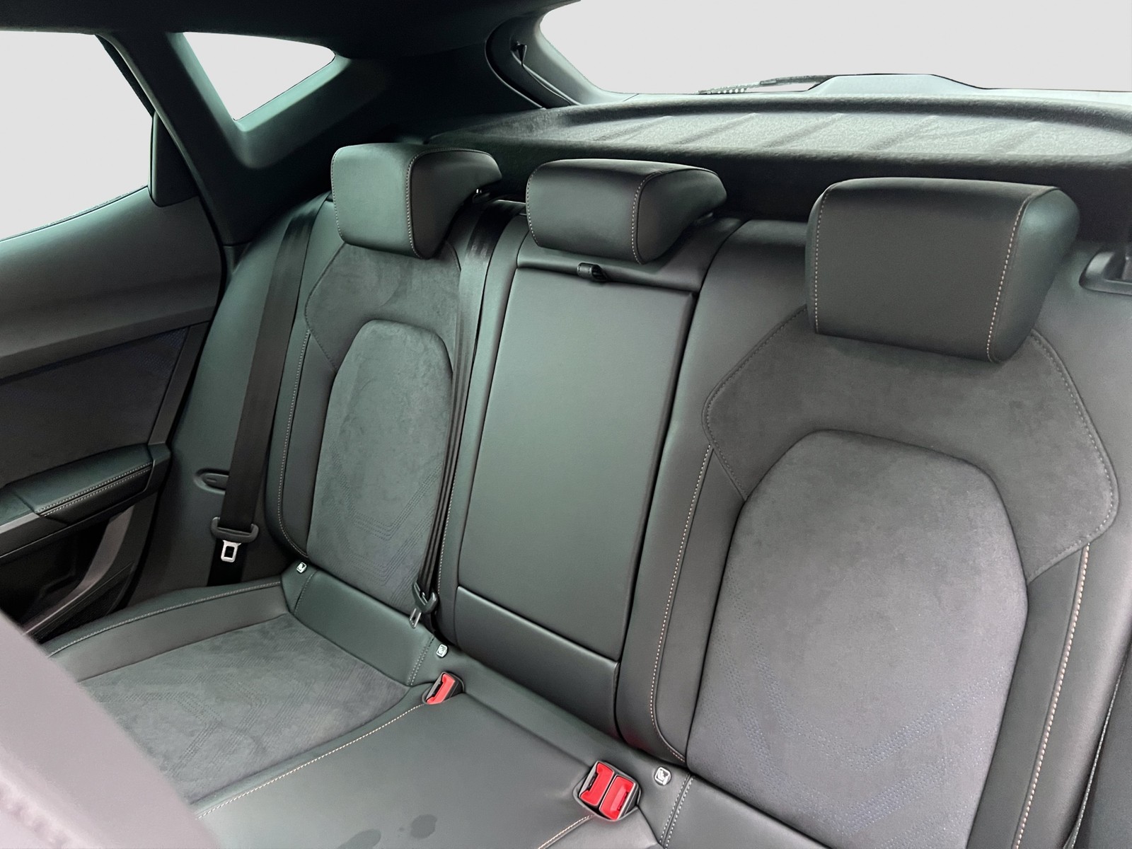 Cupra Formentor 1.5 HYBRID VZ NEUESMODELL CAM ACC LM19