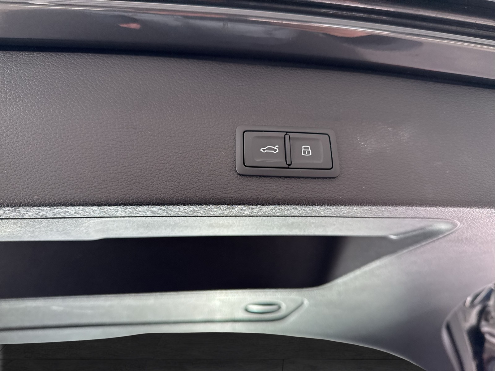 Audi Q2 35 quattro advanced BLACKPAK CAM ACC E-KLAPPE