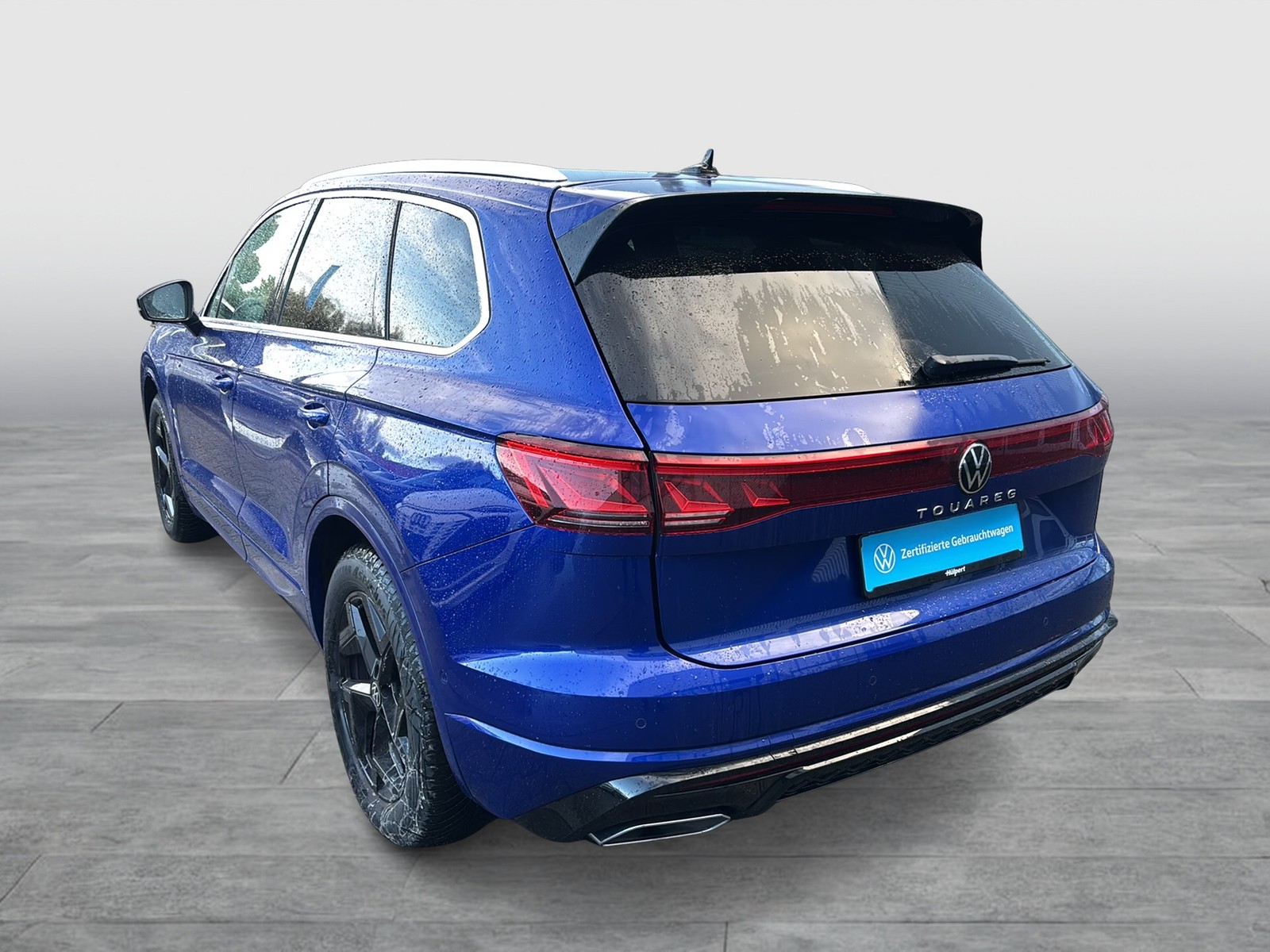 Volkswagen Touareg V6 R-LINE NEUES MODELL AHK CAM ACC LM19