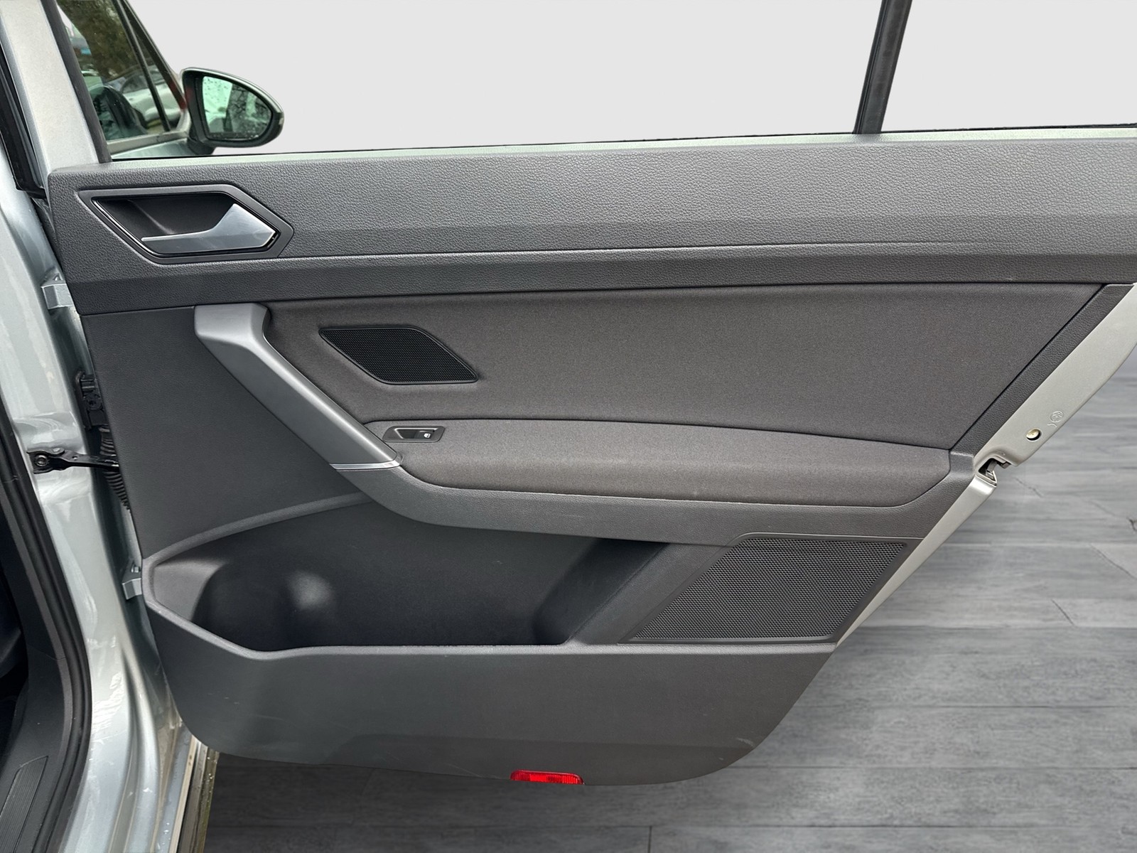 Volkswagen Touran 1.5 R-LINE EXT. CAM ACC LM17 NAVI SITZHZ.