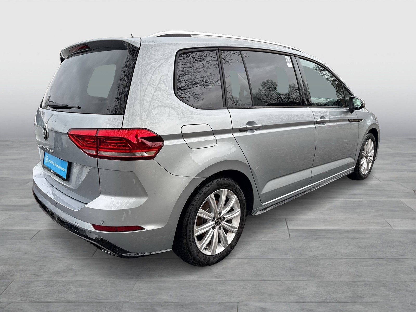 Volkswagen Touran 1.5 R-LINE EXT. CAM ACC LM17 NAVI SITZHZ.