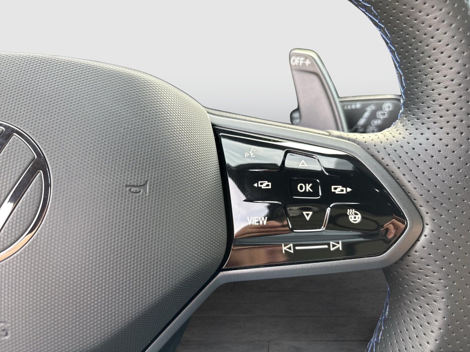 Volkswagen T-Roc 2.0 R BLACK STYLE 4X4 CAM ACC LM19 NAVI