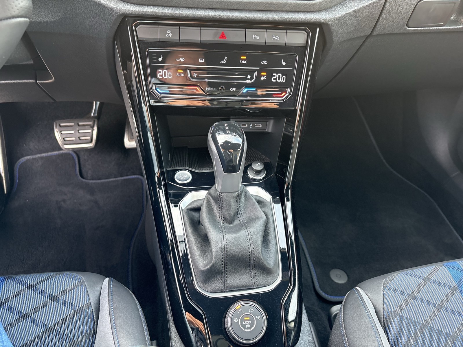 Volkswagen T-Roc 2.0 R BLACK STYLE 4X4 CAM ACC LM19 NAVI