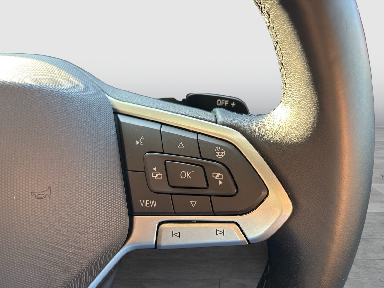 Volkswagen Passat Variant 2.0 BUSINESS AHK 360°CAM ACC NAVI