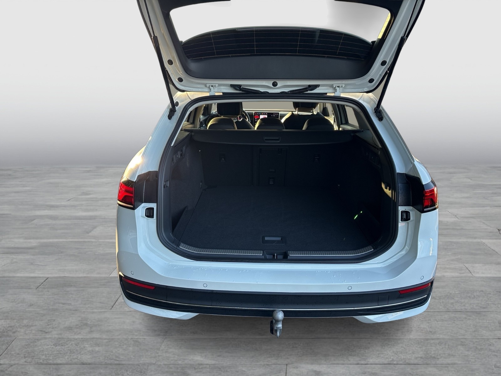 Volkswagen Passat Variant 2.0 BUSINESS AHK 360°CAM ACC NAVI