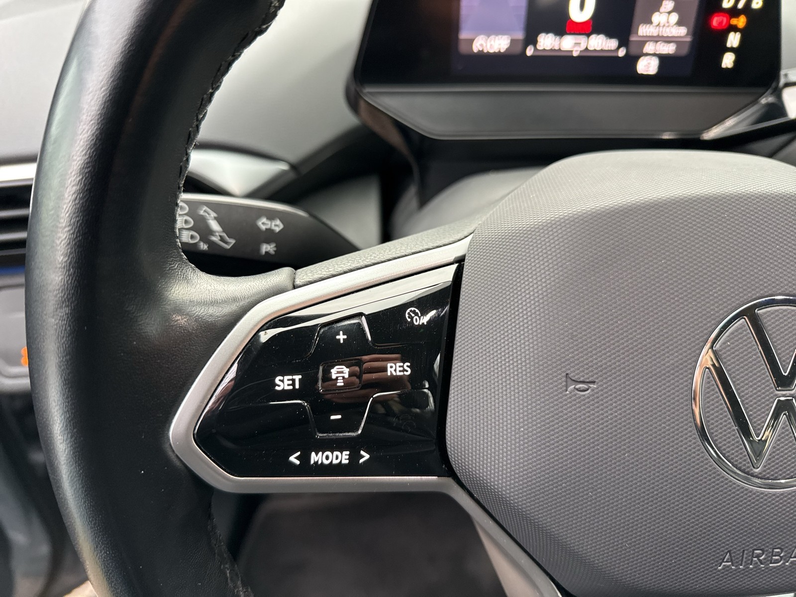 Volkswagen ID.4 Pure CITY AHK ACC NAVI CARPLAY SITZHEIZUNG