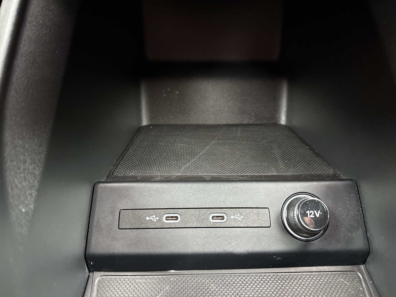 Audi Q4 e-tron 35 PANO ALU19 NAVI+ SITZHEIZ. LED