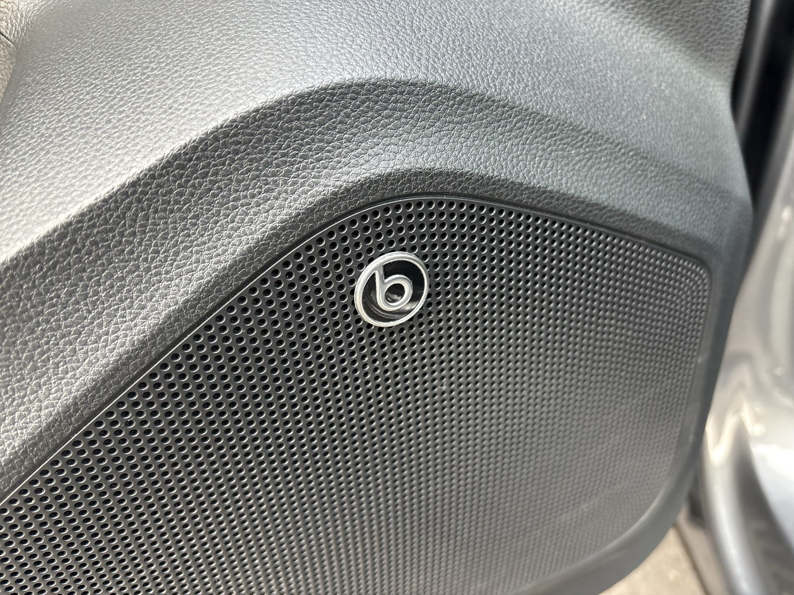 Cupra Ateca 2.0 4X4 PANO 360°CAM ALU19 eKLAPPE NAVI