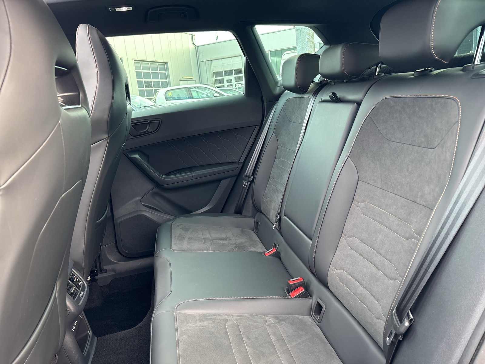 Cupra Ateca 2.0 4X4 PANO 360°CAM ALU19 eKLAPPE NAVI