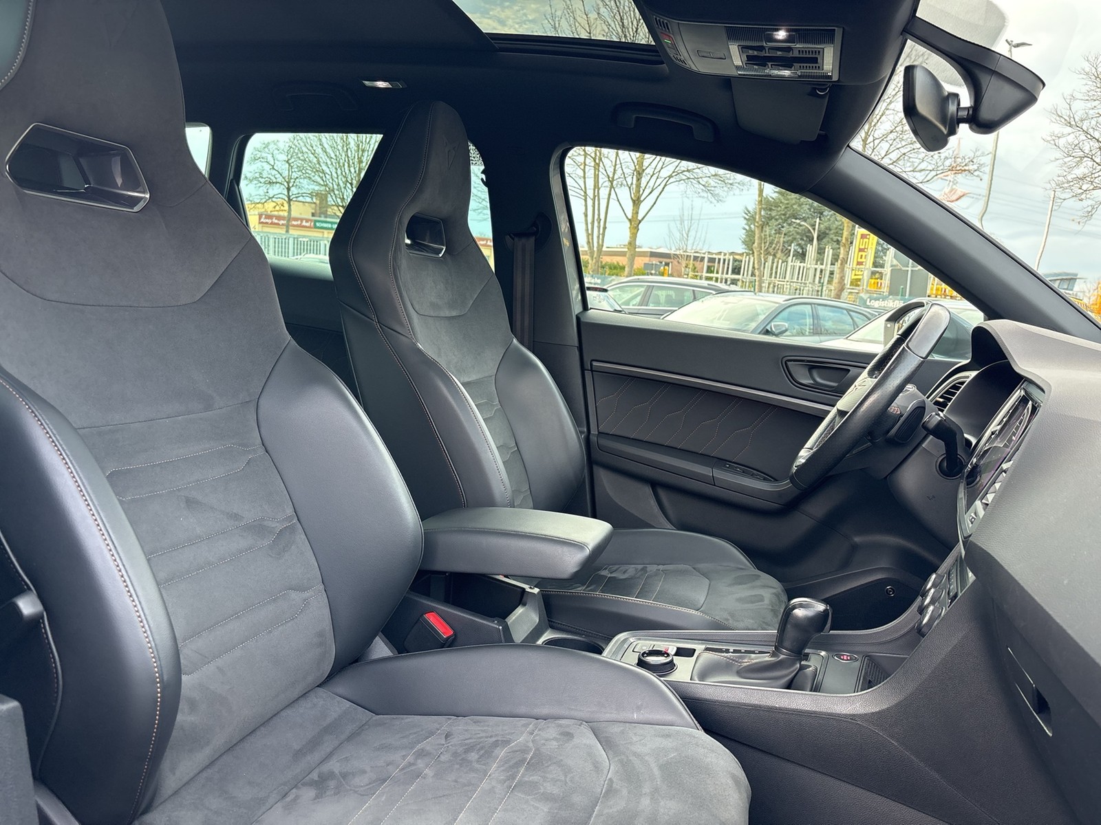 Cupra Ateca 2.0 4X4 PANO 360°CAM ALU19 eKLAPPE NAVI