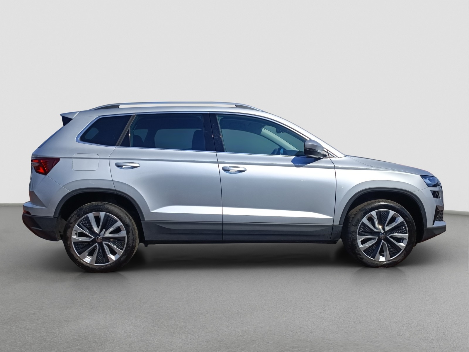Skoda Karoq 1.5TSI DSG STYLE LED NAV ACC PDC SHZ BT LM