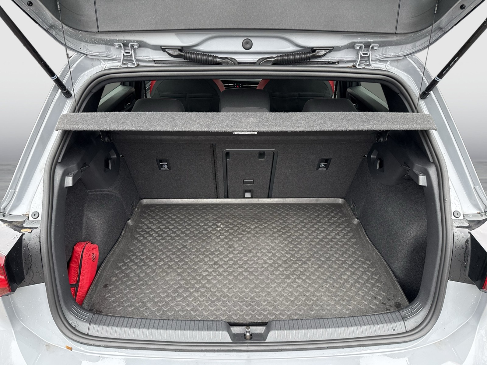 Volkswagen Golf VIII 2.0 GTI BLACK STYLE PANO KAMERA H.KARDON