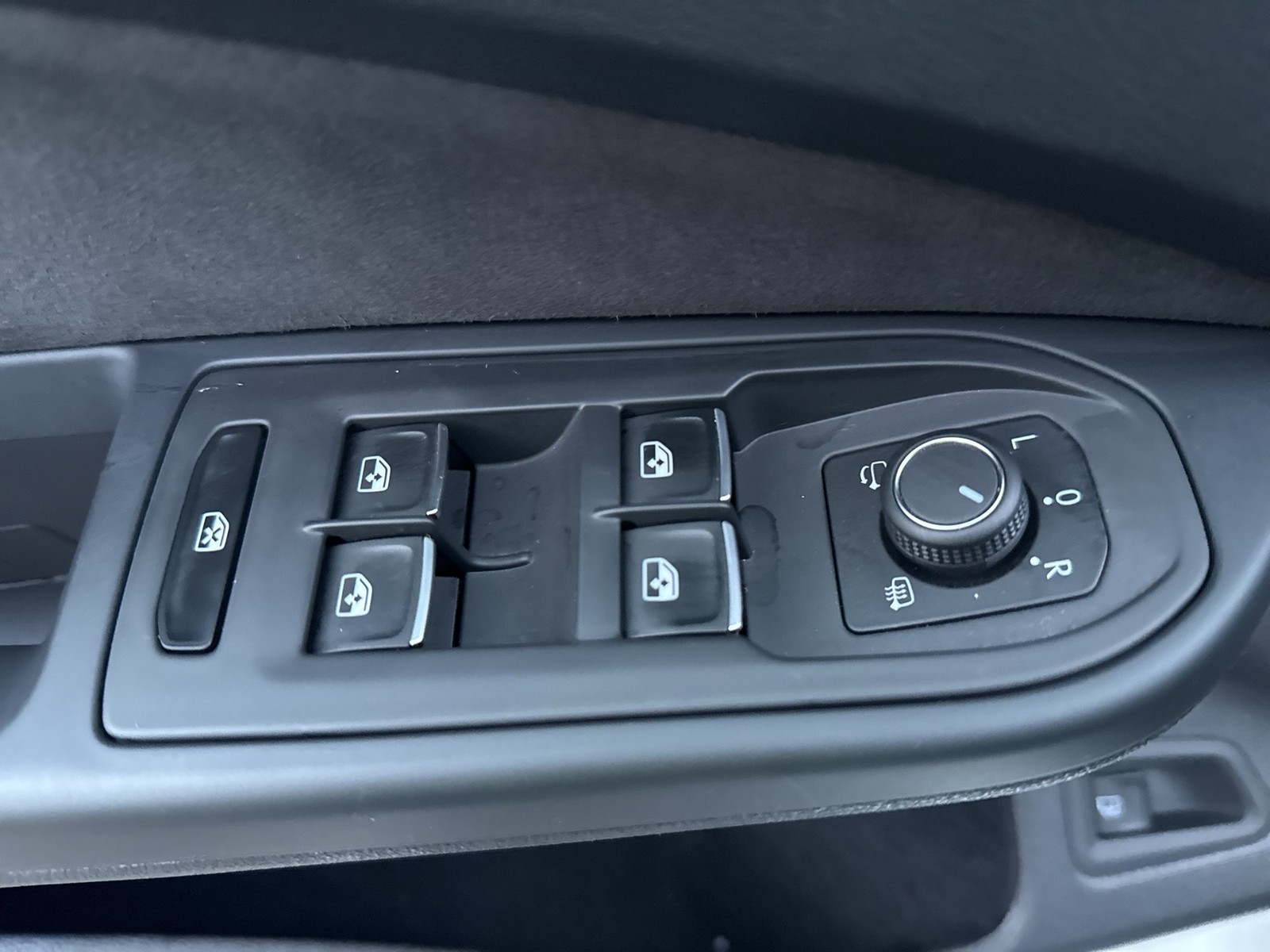 Volkswagen Golf VIII 1.4 HYBRID GTE BLACKSTYLE KAMERA ALU18