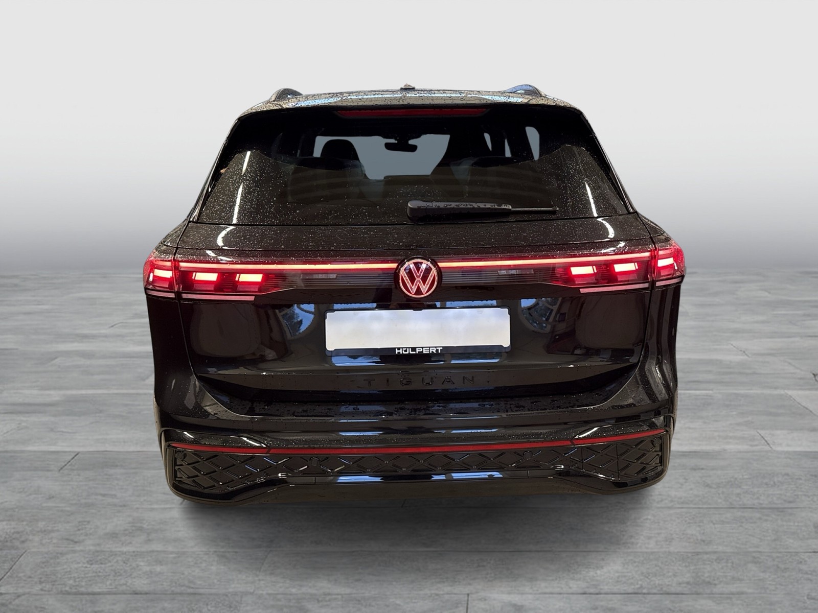 Volkswagen Tiguan 2.0 R-LINE BLACKSTYLE 4X4 AHK 360CAM LM20