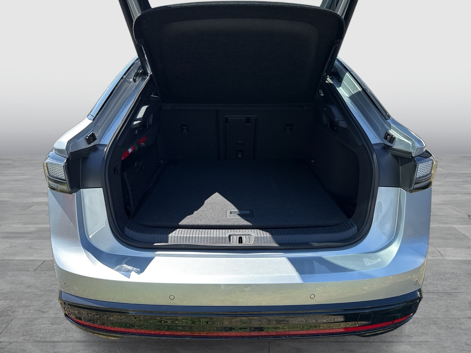 Volkswagen ID.7 PRO S WÄRMEPUMPE PANO AHK 360°CAM ACC LM21