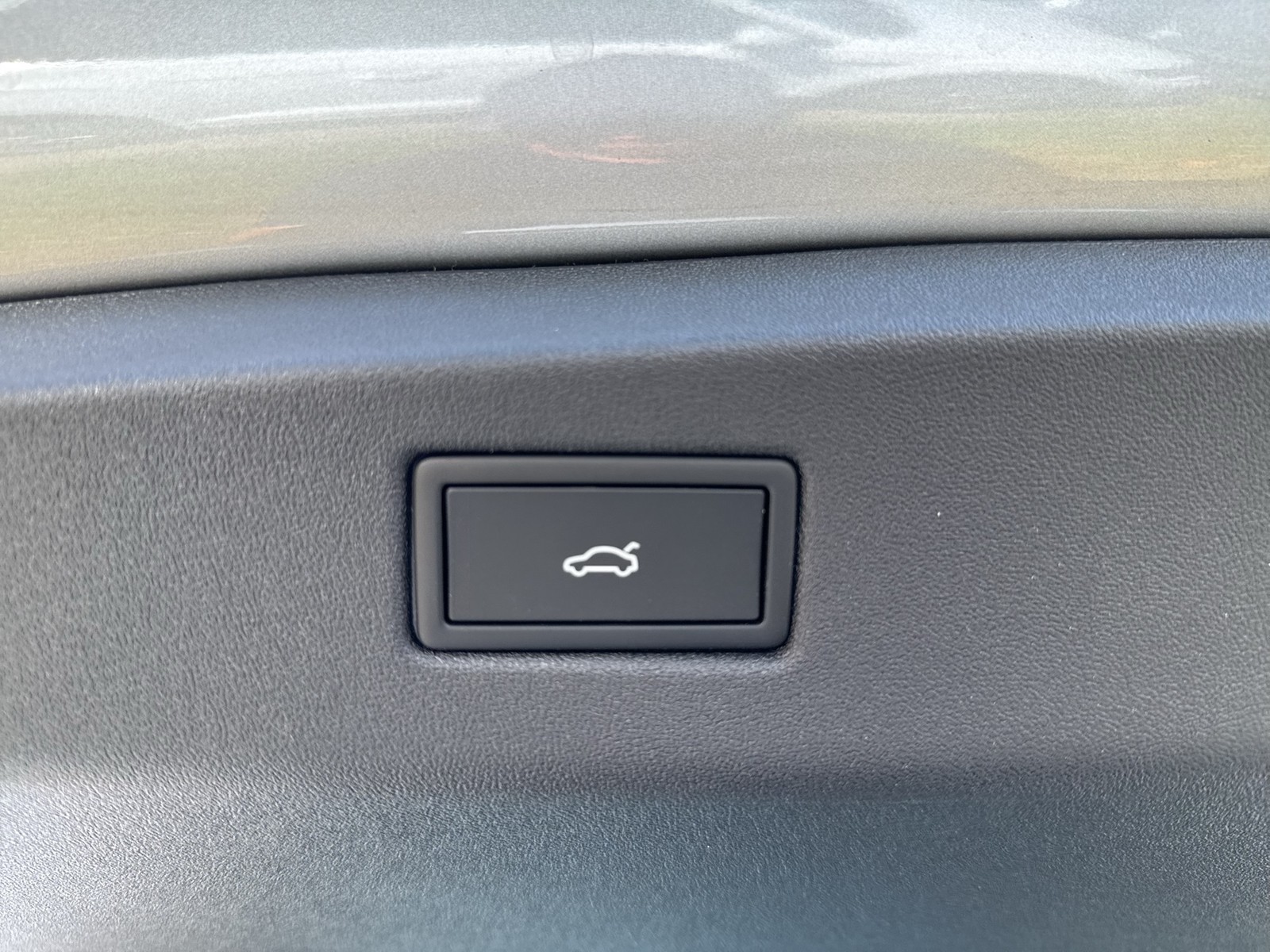 Volkswagen ID.7 PRO S WÄRMEPUMPE PANO AHK 360°CAM ACC LM21